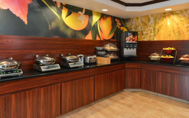 Fairfield Inn & Suites by Marriott Cleveland Avon