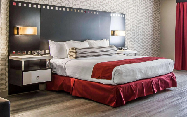 Tilt Hotel Universal/Hollywood, Ascend Hotel Collection