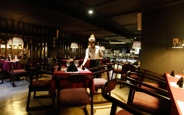 Sap Hotel by Connek