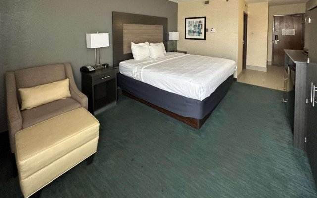 Comfort Inn Dallas North Love Field Airport