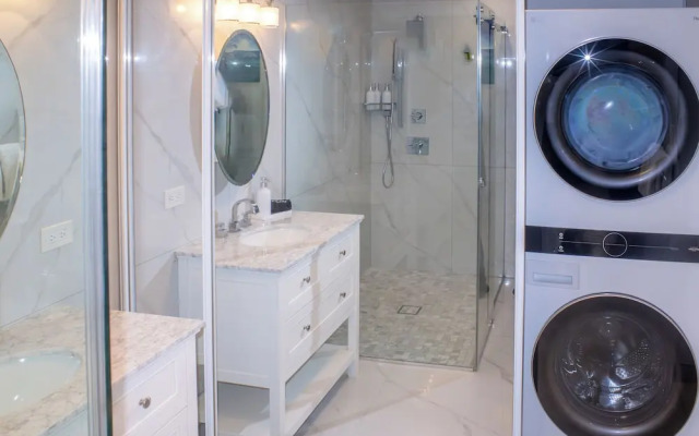 Raintree Suites
