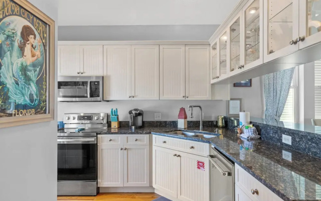 Seafoam Beautiful 3BR Home With Heated Private Pool - 4 Min Walk to Beach!