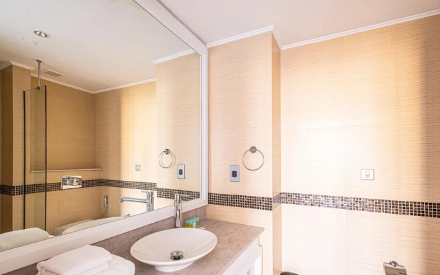 LUX Holiday Home - IBN Residence 1
