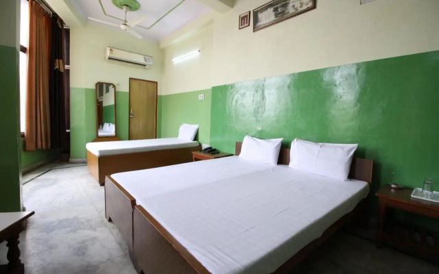 SPOT ON 38614 Shree Shyam Guest House