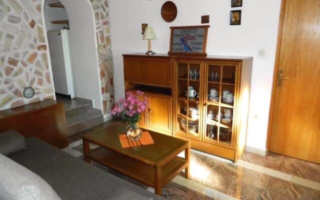 Apartments Zlatko