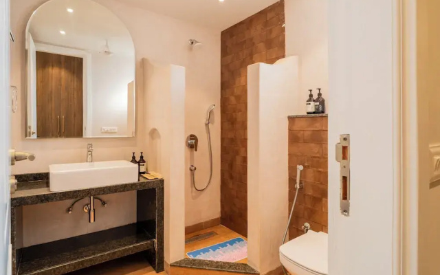 ELIVAAS Solace Teal 5 BHK Villa