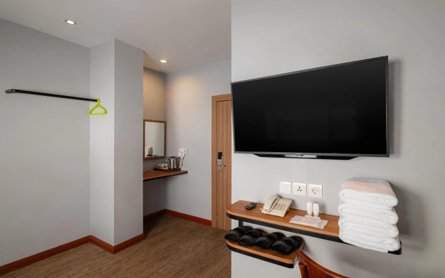 Kama Hotel – Guest Rooms – Medan