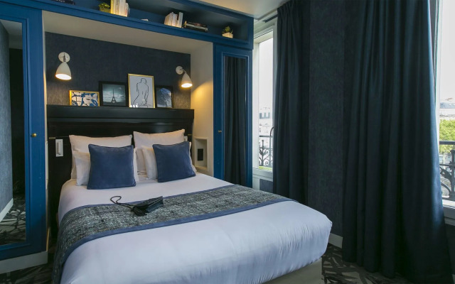 Hôtel de Neuville - Arc de Triomphe