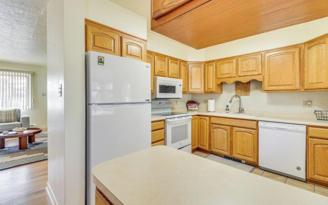 2 Mi to UNM Campus: Home in Quiet Area of ABQ