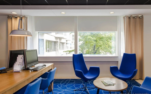 Holiday Inn Express Rotterdam - Central Station by IHG