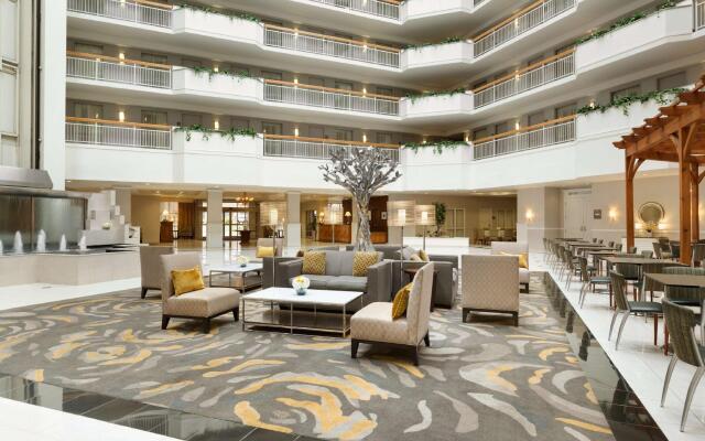 Embassy Suites by Hilton Newark Wilmington South