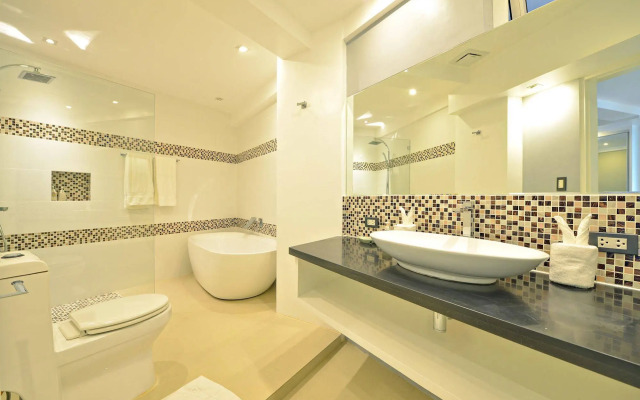 Boracay Karuna Luxury Suites
