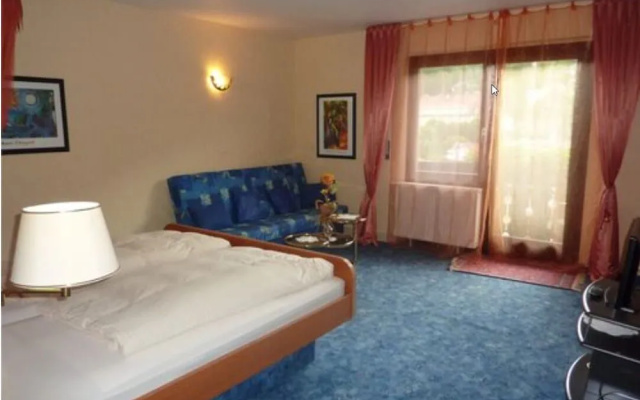 Atina Hotel