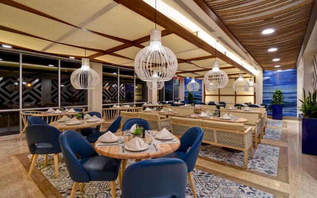 DoubleTree by Hilton Virginia Beach Oceanfront South