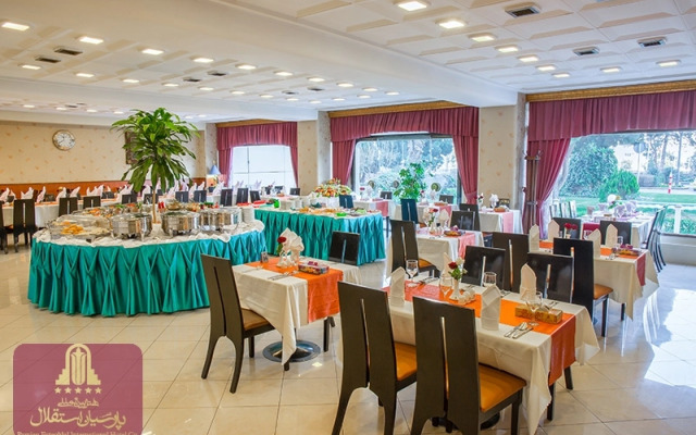 Parsian Esteghlal International Hotel