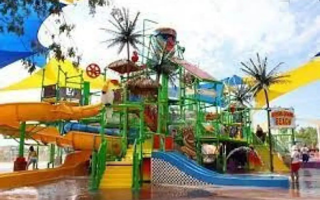 Xanadu Glendale Spring Training Westgate Pool