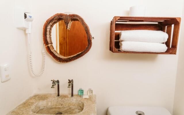 Ahava Hotel