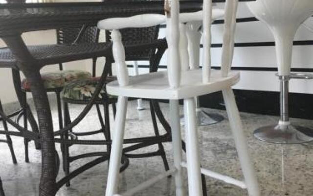 4 Ilhas, 2 Suites, 2 Garagens