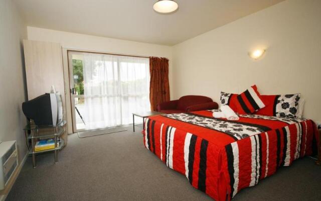 Willowbank Motel