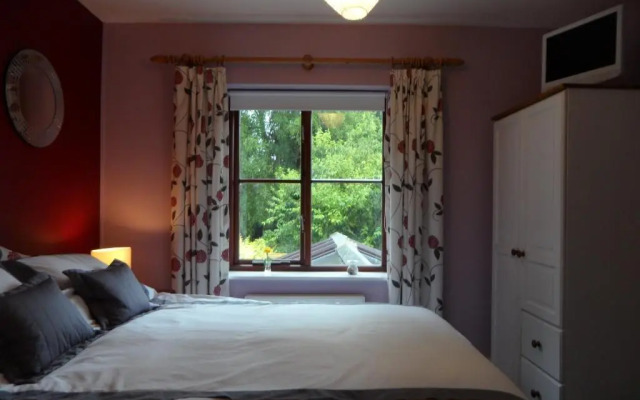 6 The Mill House BB