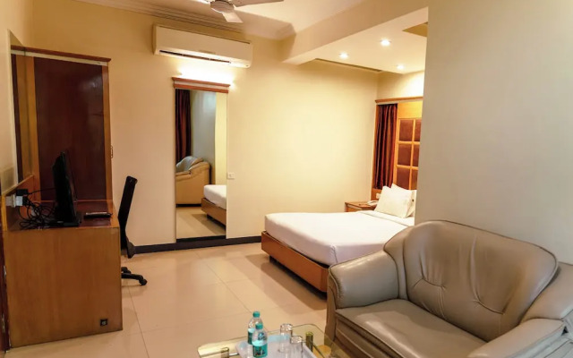 Bisque Magaji Orchid