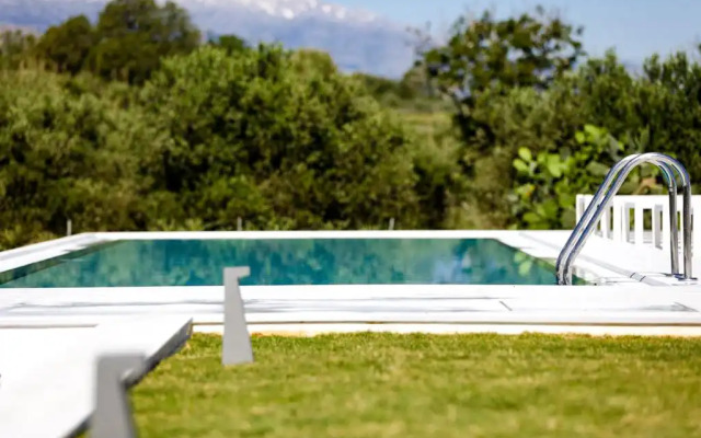 To Mikro Livadi Restaurant & Apartments