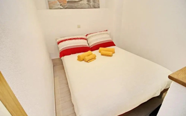 Apartment Happy