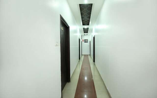 OYO 1673 Hotel MM Yellowuds
