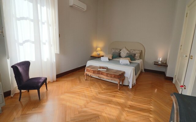 Executive Suite - Calais