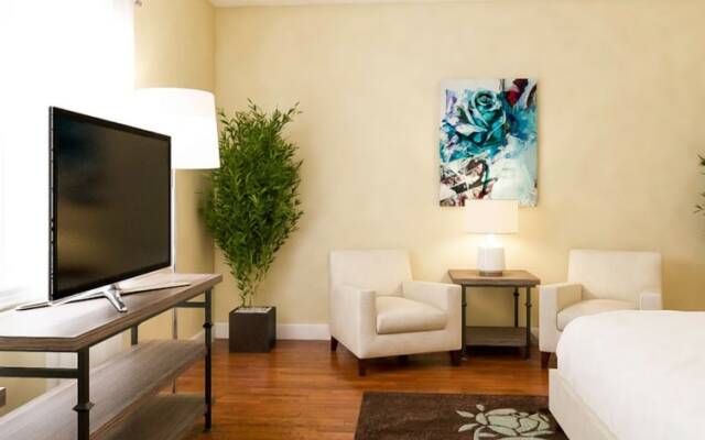Villas & Townhomes by Nashville Vacations