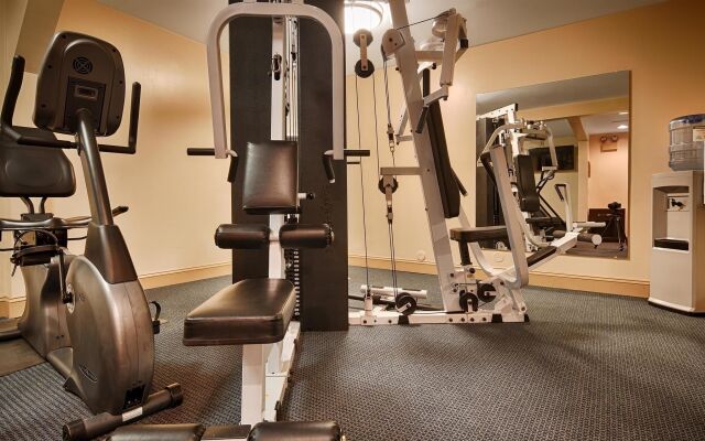 Best Western Plus Coastline Inn