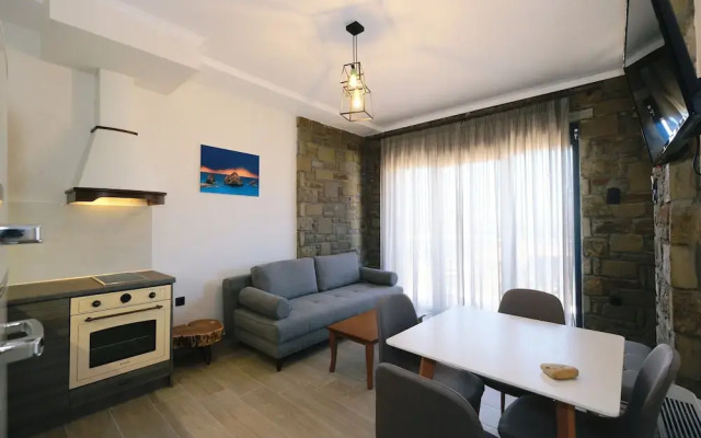 Amari stone apartments