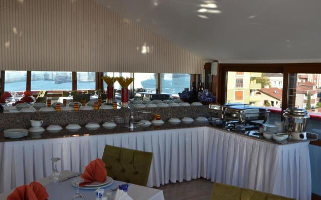 Lounge Boutique Hotel