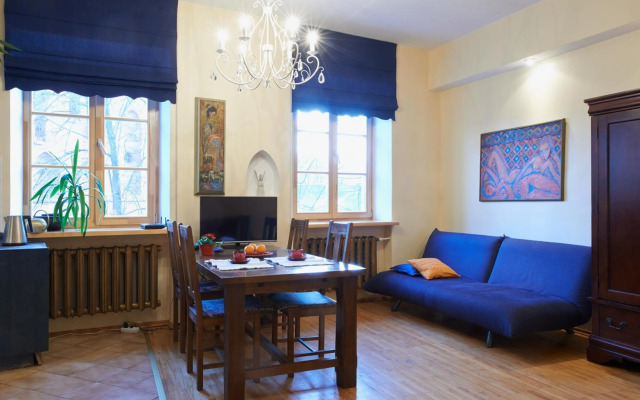 Regina House- sv. Mikalojaus 13