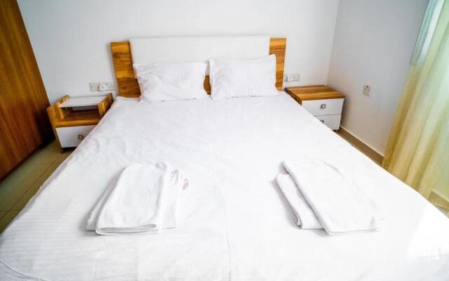 Beautiful Two-Bedroom Apartment near the Sea Sel 6-5