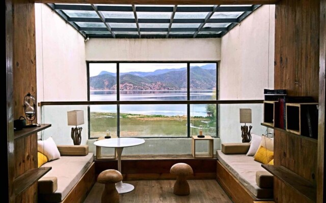 Lugu Lake Angou Boutique Hotel