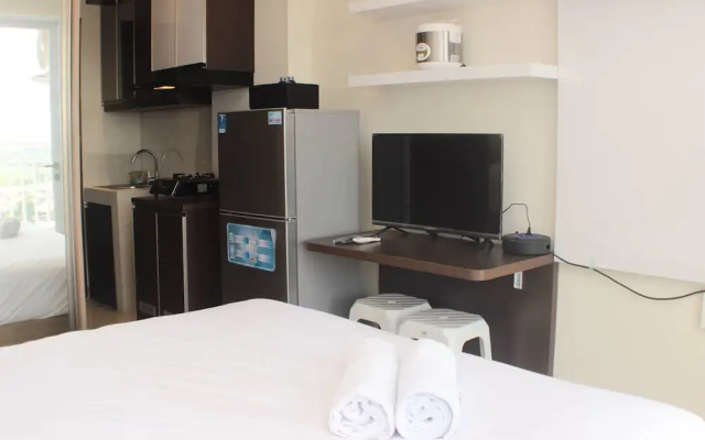 Nice And Elegant Studio Apartment At Mustika Golf Residence – Guest Rooms – Cikarang