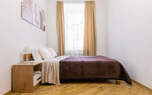 FlatStay (ФлэтСтей) на набережной канала Грибоедова