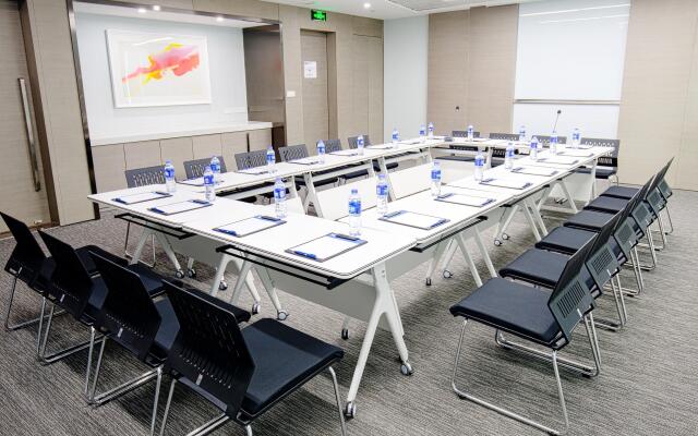 Holiday Inn Express Chifeng Hongshan by IHG