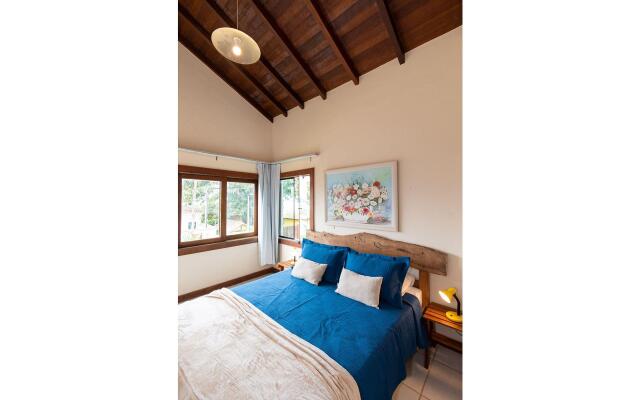 4 Suítes + Piscina e Churrasqueira | 3 Irmãos