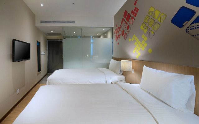 Park City Inn & Hostel - Yonghe Taipei