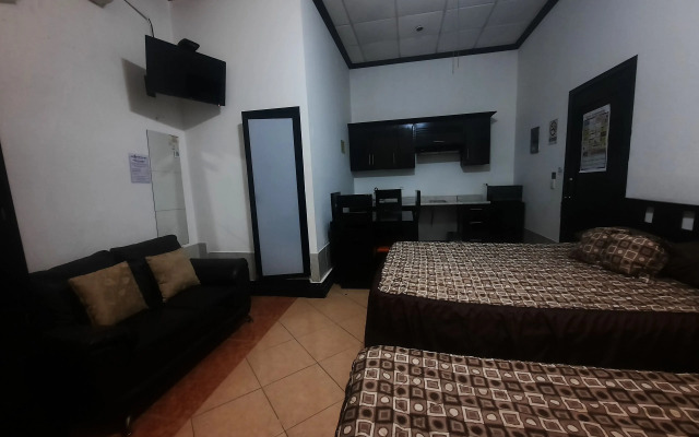 Hotel Garcias Suites