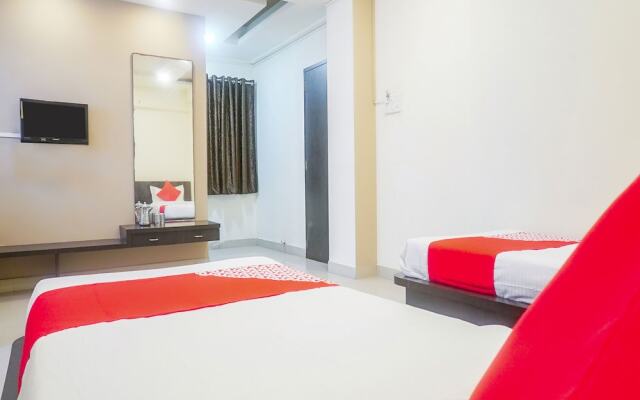 OYO 13583 Hotel Paradise Inn