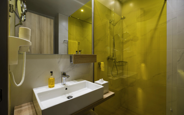 ibis Styles Athens Routes