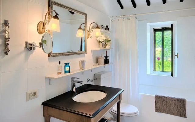 Exclusive Villa & Winery for 4 Persons