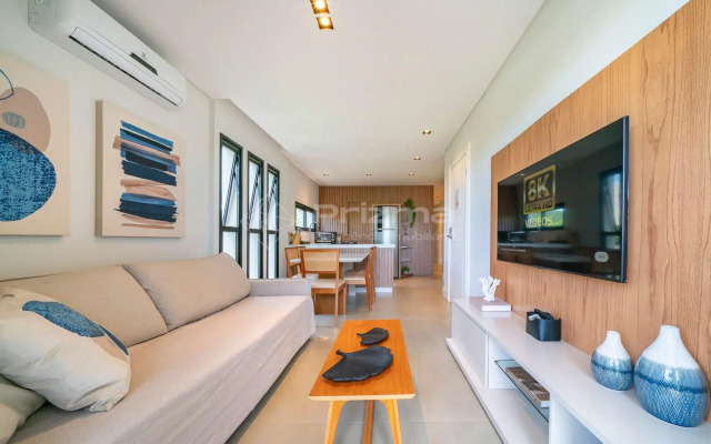 Lindo Apartamento na Praia de Mariscal com ótima localização.