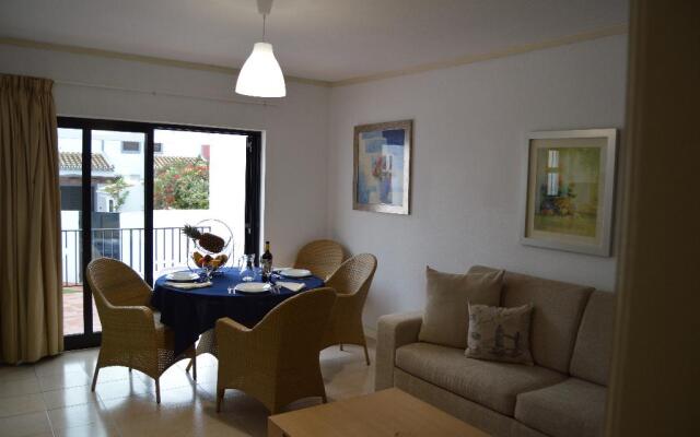Mouraliz Apartmentos
