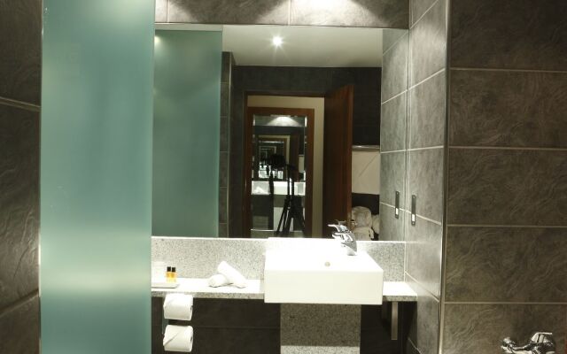 Newpark Hotel