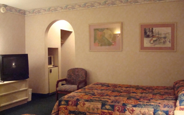 O'Hare Inn & Suites