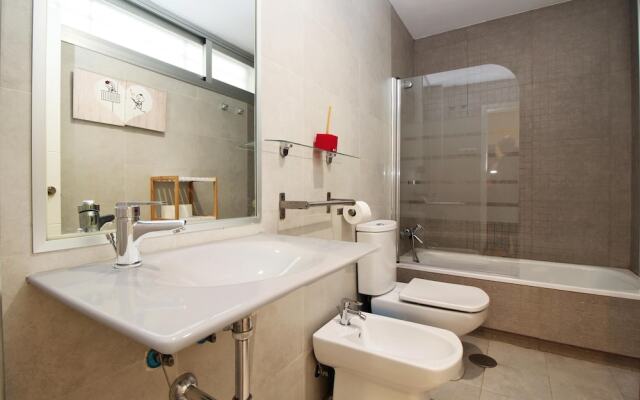 Del Parque Flats Trinidad